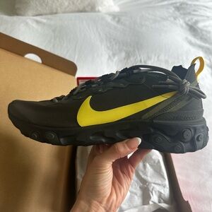Nike React Element 55 UNIV OF OREGON